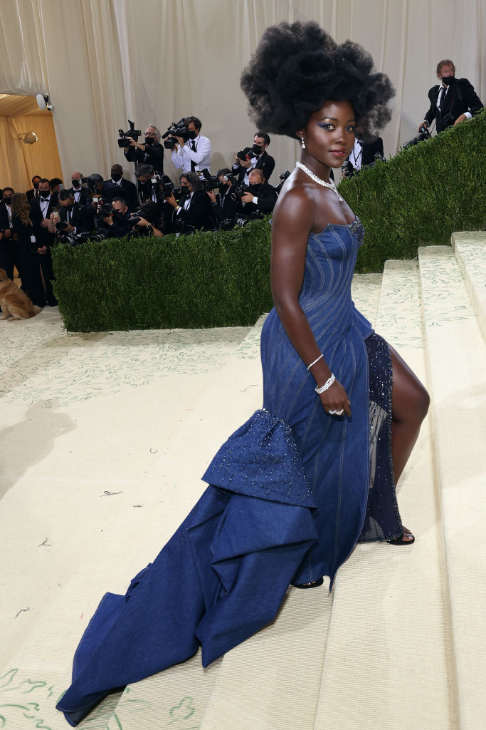 Kenyan Lupita dazzles in a jaw dropping Versace Jeans Couture gown at 2021 Met Gala. (Facebook)