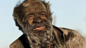 Amou Haji, World’s dirtiest man.